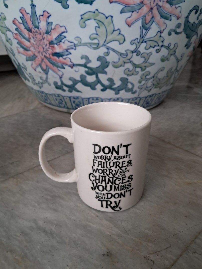 Home Gallery Mug (Category: Coffee & Tea Tableware) located in Quezon City. Submitted by kate_168 (Listing ID 1409493223, Image 3). Description: Home Gallery Mug unused and with box MOP : Gcash or Cash upon in-person pick-up Delivery : c/o buyer Location : Quezon City.