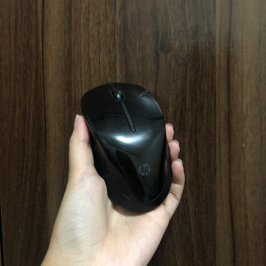 HP Wireless Mouse G57 (Category: Mouse & Mousepads) located in Manila. Submitted by passmystyle (Listing ID 1409585743, Image 1). Description: •Loose na yung head nung usb hence the use of tape •No malfunction.