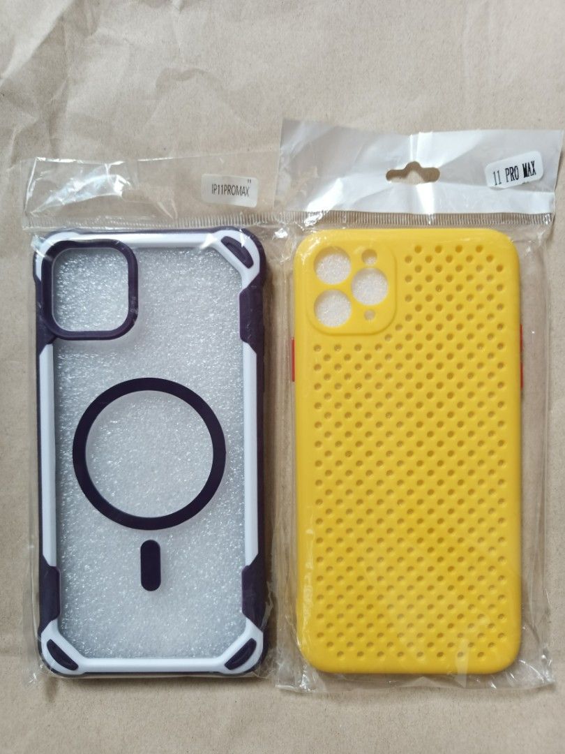 Iphone 11 ProMax Bundle Cases (Category: Cases & Sleeves) located in Abucay. Submitted by abpshop (Listing ID 1409487736, Image 1). Description: brandnew Bundle cases for iphone 11 promax sold as is MOP via: Gcash + SF Courier via: J&T Express.