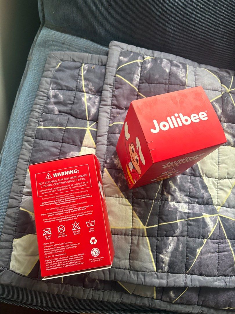 Jollibee Bag Charm (Category: Character Goods) located in Cavite. Submitted by siklilpuptip (Listing ID 1409615096, Image 3). Description: Unopened. .