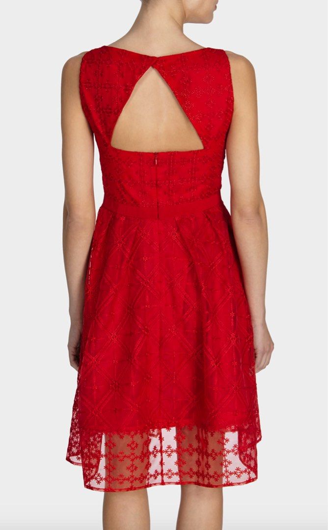 Karen Millen Red Dress (Category: Dresses) located in Paranaque City. Submitted by paraisodeclutters (Listing ID 1409615545, Image 3). Description: .