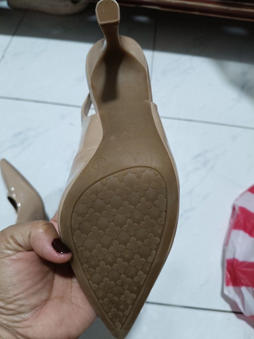 Kelly & Katie Slingback Heels (Category: Heels) located in Bulacan. Submitted by franciamendoza (Listing ID 1409558969, Image 2). Description: - Kelly & Katie slingback heels - Neutral beige color - Pointed toe - Buckle closure - Size 7M - Classic design - Suitable for formal and casual wear - Soles show some wear.