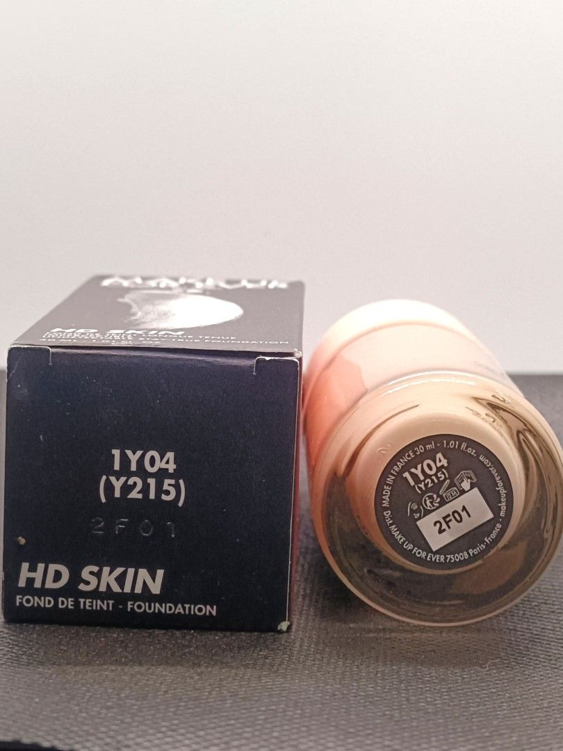 MAKE UP FOR EVER FOUNDATION (Category: Makeup) located in Bacoor. Submitted by aesthetic.bloom_01 (Listing ID 1409534309, Image 2). Description: BRAND NEW WITH BOX MAKE UP FOR EVER HD SKIN FOUNDATION SHADE : 1Y04 (Y215) 30ML -ALL ITEMS ARE GUARANTEED AUTHENTIC OR MONEY BACK IF PROVEN FAKE 💯.