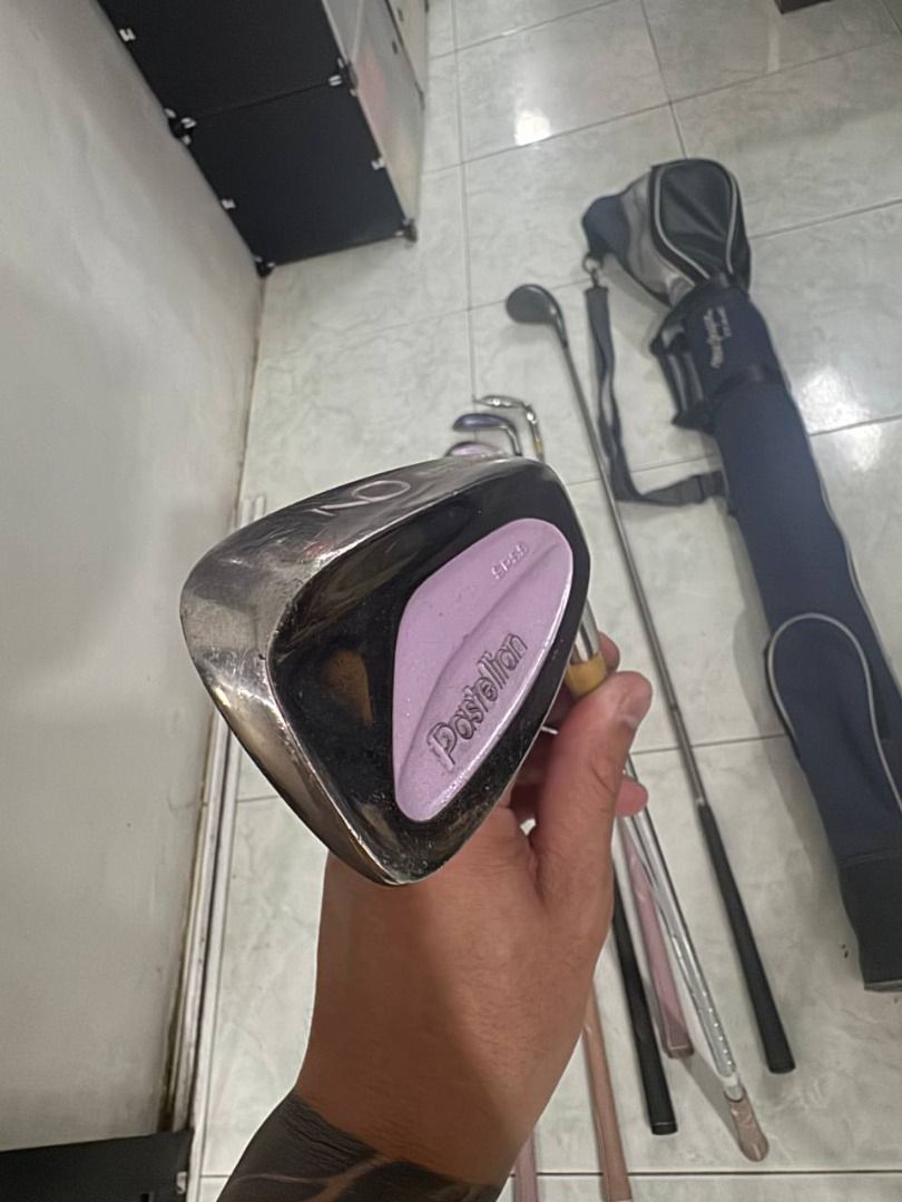 Mizuno Lady Mighty Golf Club Set (Category: Golf) located in Las Pinas. Submitted by sportyyyyy (Listing ID 1409598443, Image 3). Description: - Complete golf club set for ladies - Includes a Mizuno Lady Mighty driver - Irons from Maruman and Polborn - McGregor Tourney golf bag - Ideal for beginners or those looking to upgrade.