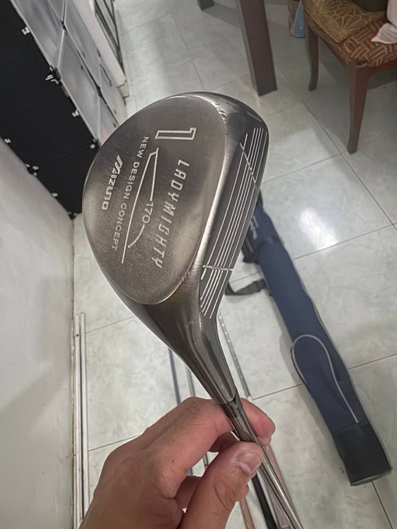 Mizuno Lady Mighty Golf Club Set (Category: Golf) located in Las Pinas. Submitted by sportyyyyy (Listing ID 1409598443, Image 2). Description: - Complete golf club set for ladies - Includes a Mizuno Lady Mighty driver - Irons from Maruman and Polborn - McGregor Tourney golf bag - Ideal for beginners or those looking to upgrade.