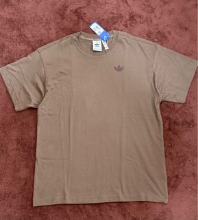 (Category: ) located in . Submitted by lj.store (Listing ID 1409518252, Image 1). Description: .