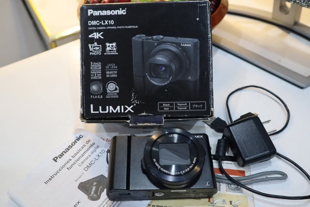 Panasonic Lumix DMC-LX10 4K Camera Complete set with Box (Category: Cameras) located in Davao. Submitted by 09099720111 (Listing ID 1409458916, Image 1). Description: High End Panasonic Lumix DMC-LX10 Pointa and Shoot Camera WIFI Ready with Tilt and Touch Screen ( 20.1MP, 4k Resolution and 1080p Full Hd DSLR Camera), For Only ₱32,990 Long Battery Life (Super Tagal Malowbat) Never been open or repair Good condition What you see in the picture is a