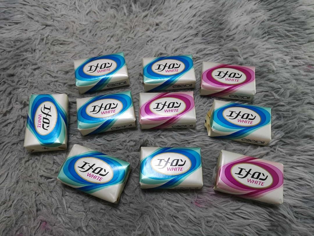 Pink Blue Packaging Whitening Soap (Category: Bath) located in Santa Cruz. Submitted by jmy_surplus.2 (Listing ID 1409579018, Image 1). Description: Size ; L - 16 W - 14 H - 5 Color ; Pink , Blue Type ; Soap Brand ; No brand Material ; Soap Style ; Beauty Soap That Whitens Skin , Removes Dark Spot & Acne Marks MY - CR JMY 4 Batch #174.