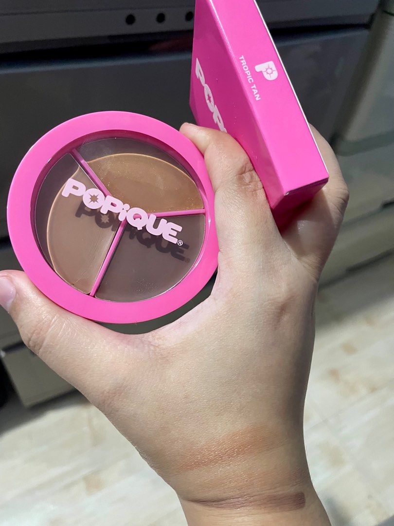 Popique Multi Use Cream Blush Bronzer Contour SEALED NEW (Category: Makeup) located in Rizal. Submitted by massivedecluttering (Listing ID 1409522178, Image 2). Description: ₱250 each , swatch is mine.