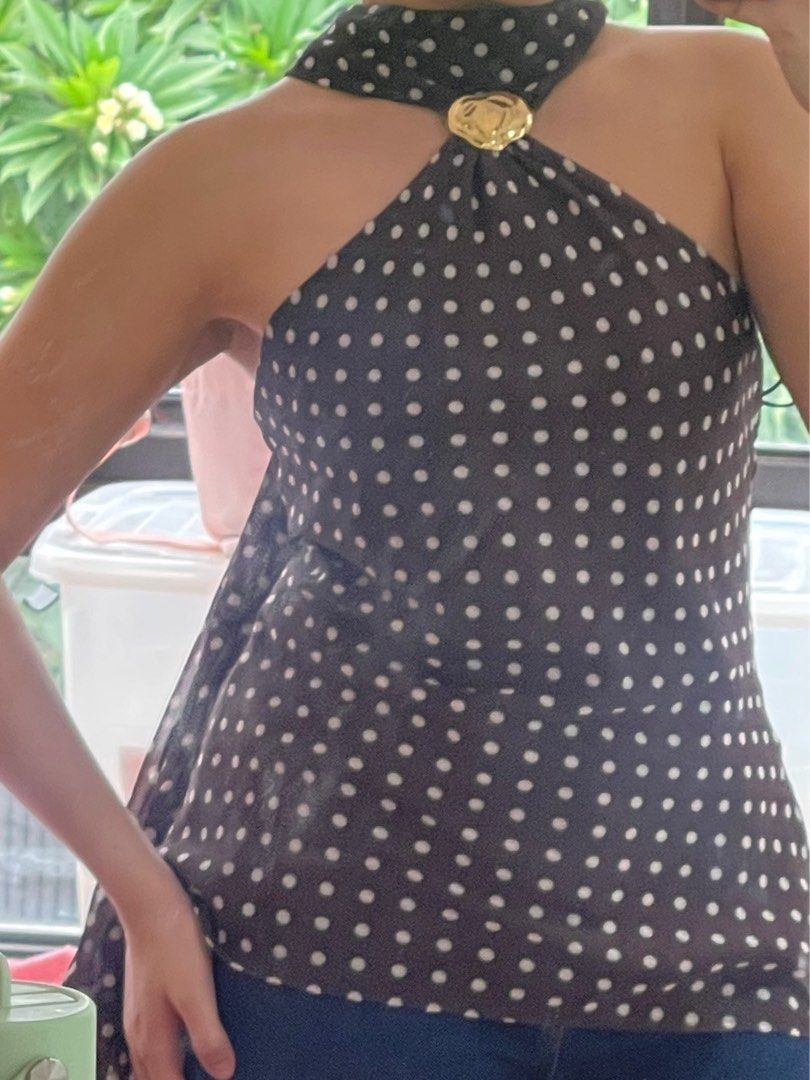 Prettiest Zara Polkadot Top (Category: Blouses) located in Taguig. Submitted by g0dlen (Listing ID 1409536441, Image 2). Description: Used twice but idt jll use it na HAHA super pretty! Orig price is 4k so no lowballers plus .