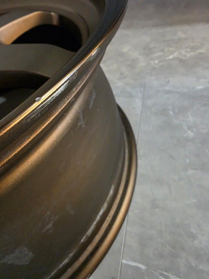 Rays TE37V (Category: New Rims) located in Singapore. Submitted by carcultures (Listing ID 1409566255, Image 3). Description: has abit of tyre removal marks on the edge of the rim. one wheel has a stone chip from driving. specs are 114.3 x 4 17 x 8 +25.