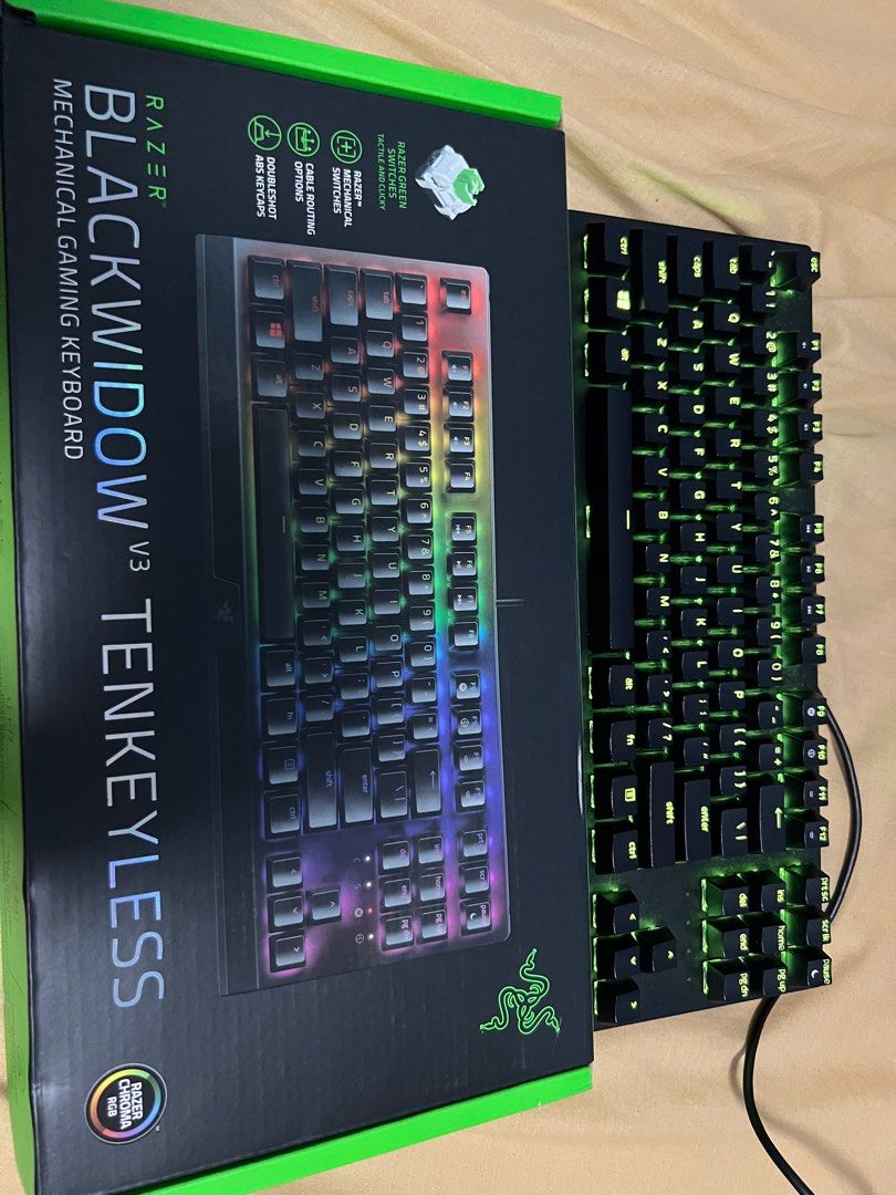RazerBlackwidow V3 Keyboard (Category: Computer Keyboard) located in Makati City. Submitted by kunbankun (Listing ID 1409540846, Image 2). Description: Selling my Razer Blackwidow V3 tenkeyless keyboard. Puchased last 2023. Good condition. Like new. Original. Issue: medjo nag lolong press yung output ng keys kahit one press lang. idk if issue siya or sa settings. .
