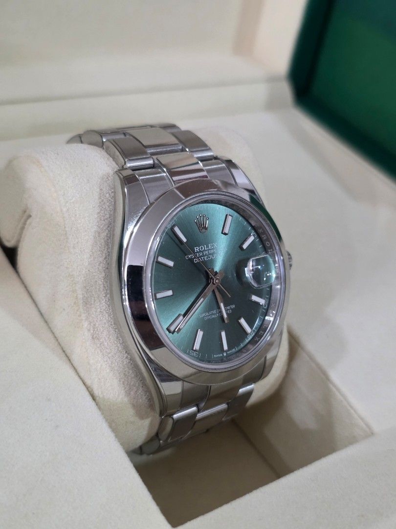 Rolex Datejust 41 Mint Green (Category: Luxury Watches) located in Mandaluyong City. Submitted by shobeywatch (Listing ID 1409519668, Image 2). Description: Rolex Datejust 41 Mint Green Ref. 126300 Like new 2025 PPF ig shobeywatch.