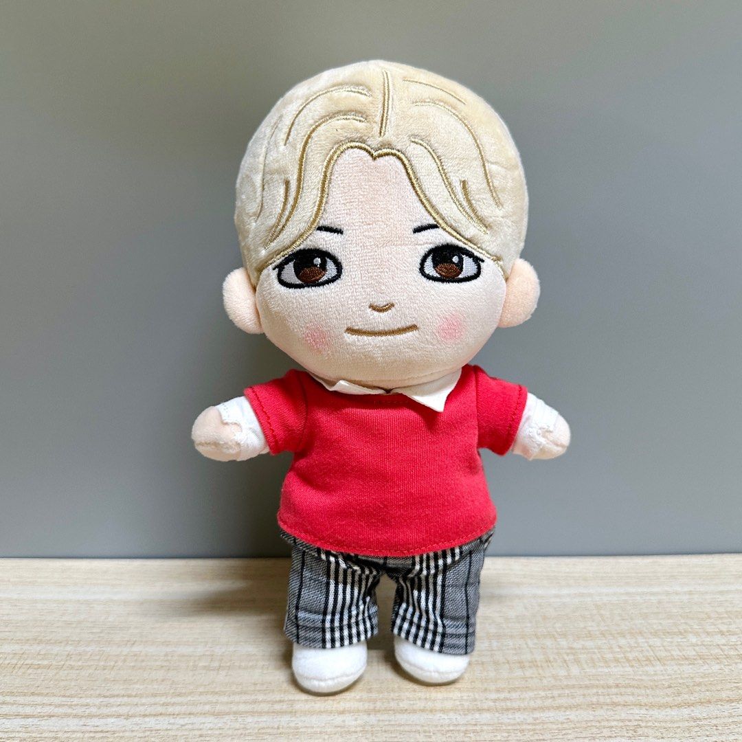 SHINee Taemin Plush Doll 24cm - Php 950 NOTE: DAMAGED BOX (Category: Plushies & Soft Toys) located in Davao. Submitted by pandorastoybox (Listing ID 1409591244, Image 3). Description: SHINee Taemin Plush Doll 24cm - Php 950 NOTE: DAMAGED BOX.