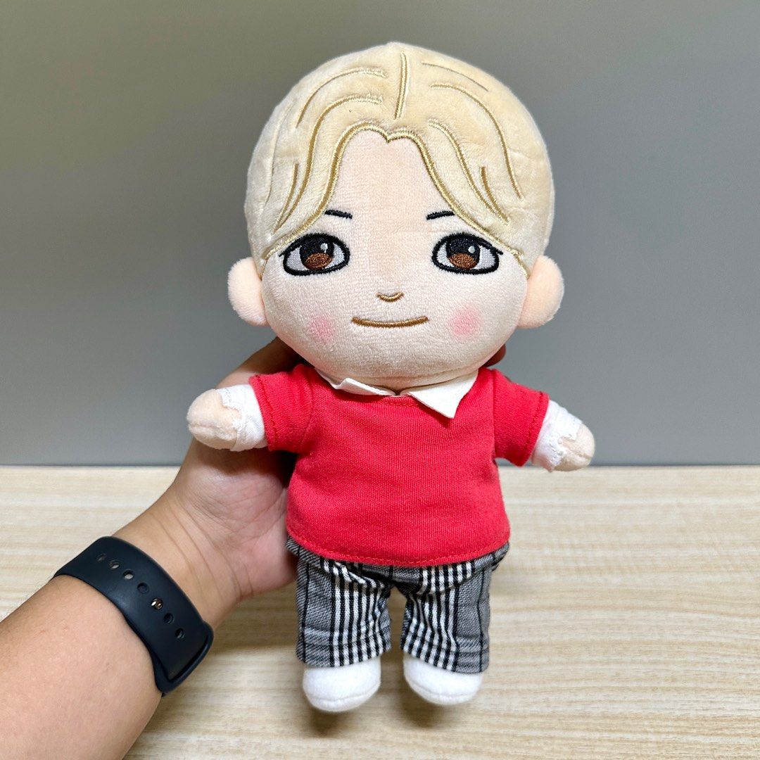 SHINee Taemin Plush Doll 24cm - Php 950 NOTE: DAMAGED BOX (Category: Plushies & Soft Toys) located in Davao. Submitted by pandorastoybox (Listing ID 1409591244, Image 2). Description: SHINee Taemin Plush Doll 24cm - Php 950 NOTE: DAMAGED BOX.