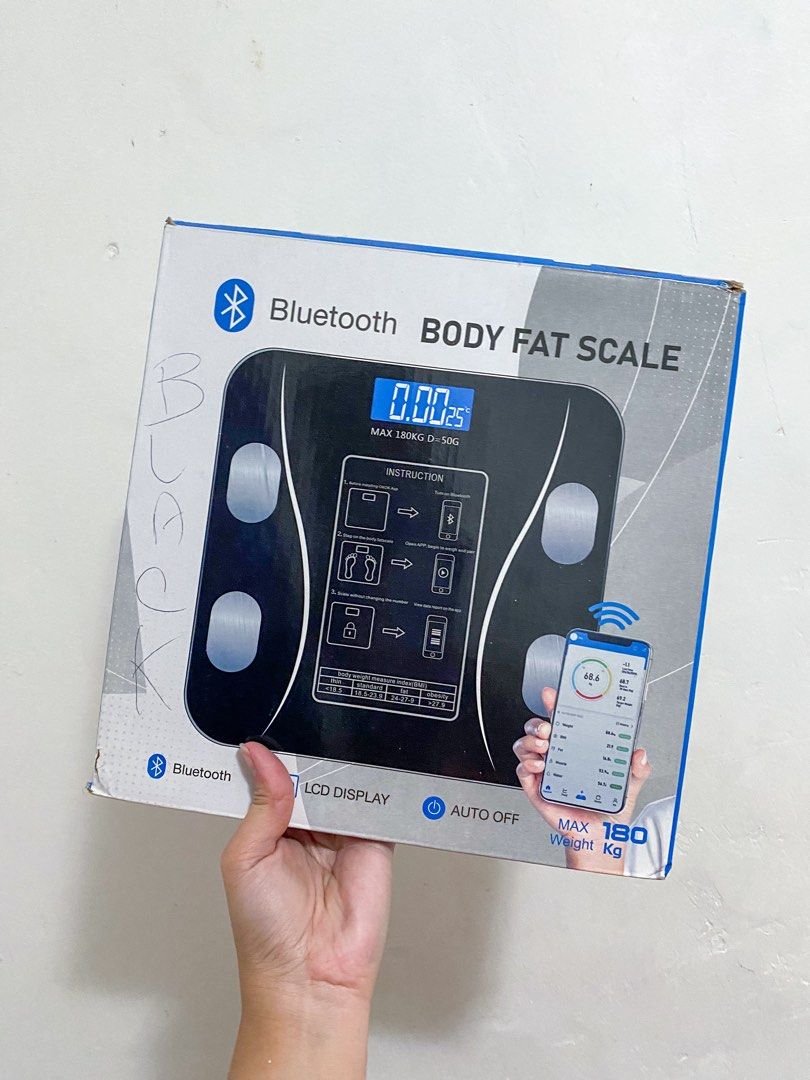 Smart Digital Scale with Bluetooth (Category: Health Monitors & Weighing Scales) located in Manila. Submitted by passmystyle (Listing ID 1409583811, Image 1). Description: .