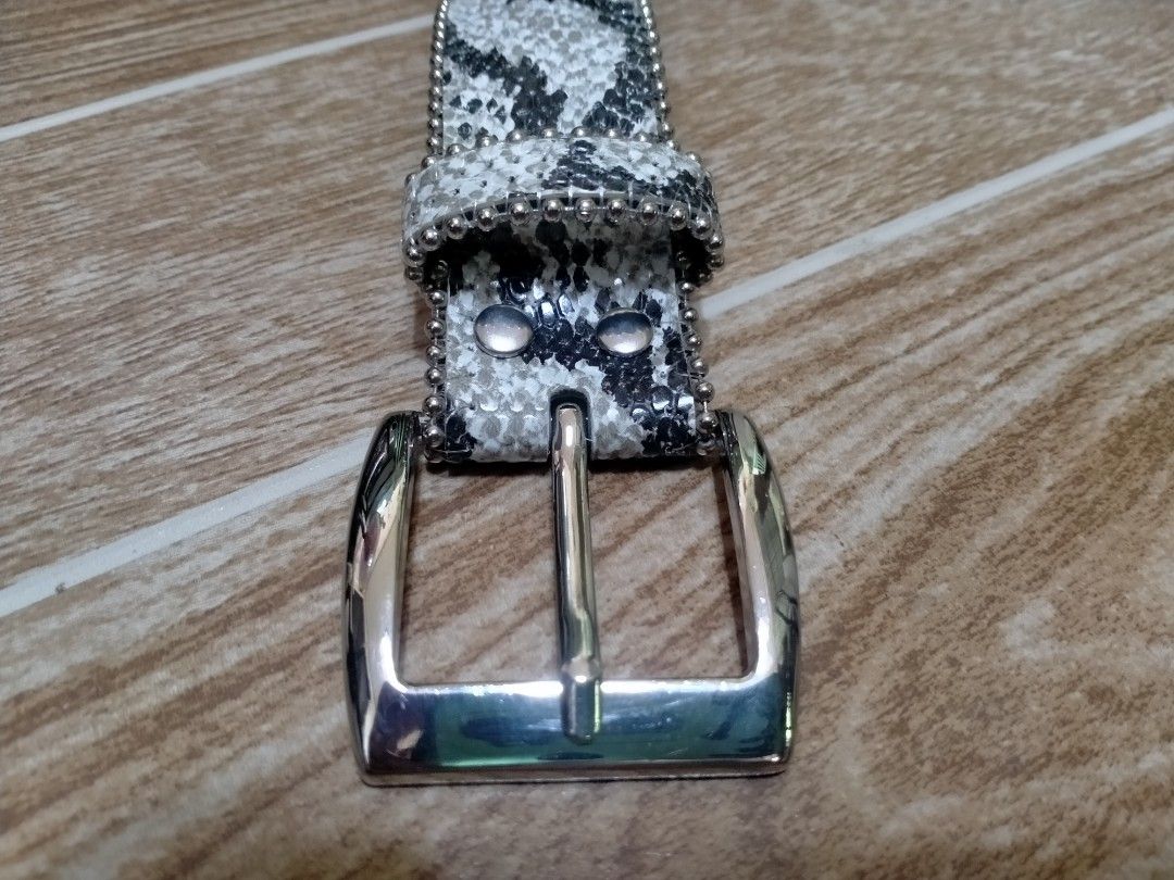 SNAKE SKIN BELT (Category: Belts) located in Cabuyao City. Submitted by Bike_Clothing10 (Listing ID 1409565541, Image 2). Description: READ FIRST.. FOR SALE: SNAKE SKIN BELT No Brand Indicated Good as New Excellent Quality ACTUAL DIMES: W-3.7cm X L-98.5cm PRICE: 750 + SF PICK UP OR SHIPPING ONLY LOC: Cabuyao Laguna -NO COD/COP- PM FOR INQUIRIES... -Thanks-.