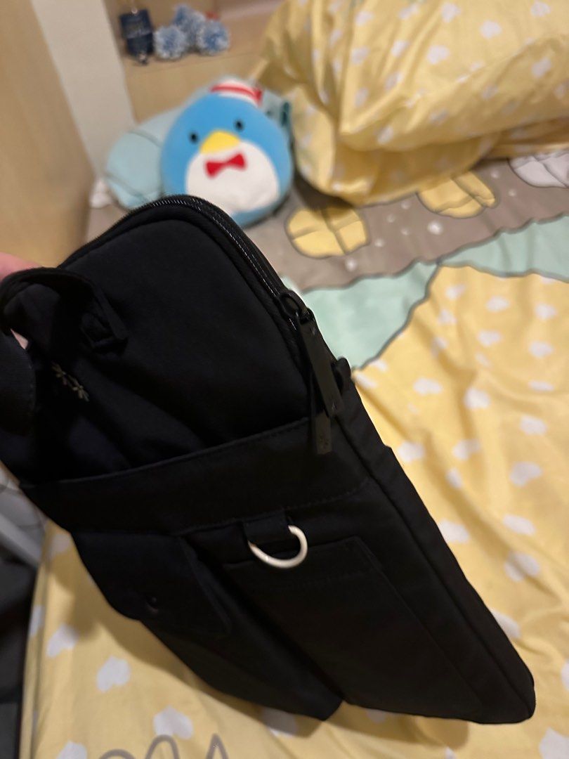 TPB Utility Bag 13.3” (Category: Laptop Bags & Sleeves) located in Imus. Submitted by stufftodeclutter (Listing ID 1409600086, Image 2). Description: .