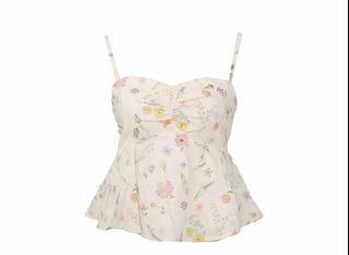 (Category: ) located in . Submitted by wardrobedeclutterr (Listing ID 1409585929, Image 1). Description: .