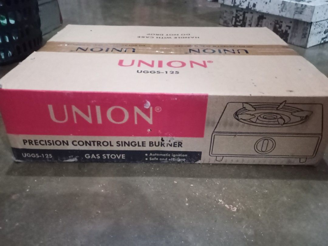 Union Precision Control Single Burner Gas Stove UGGS-125 (Category: Other Kitchen Appliances) located in Quezon City. Submitted by free.seller01 (Listing ID 1409539688, Image 2). Description: - Brand new Union Precision Control UGGS-125 single burner gas stove - Automatic ignition - Safe and efficient - Blue color - Comes in original packaging - Handle with care.