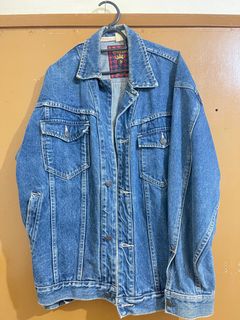 (Category: ) located in . Submitted by twenty8preloved (Listing ID 1409613741, Image 1). Description: .