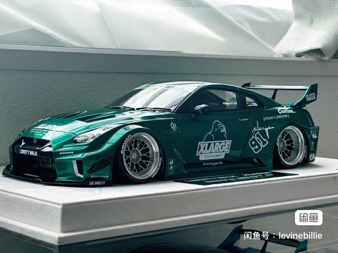 Xlarge x R35 LibertyWalk 1/18 Makeup ミニカ LIBERTY WALK×XLARGE 1/18 Make UP LB-Silhouette WORKS GTR GREEN