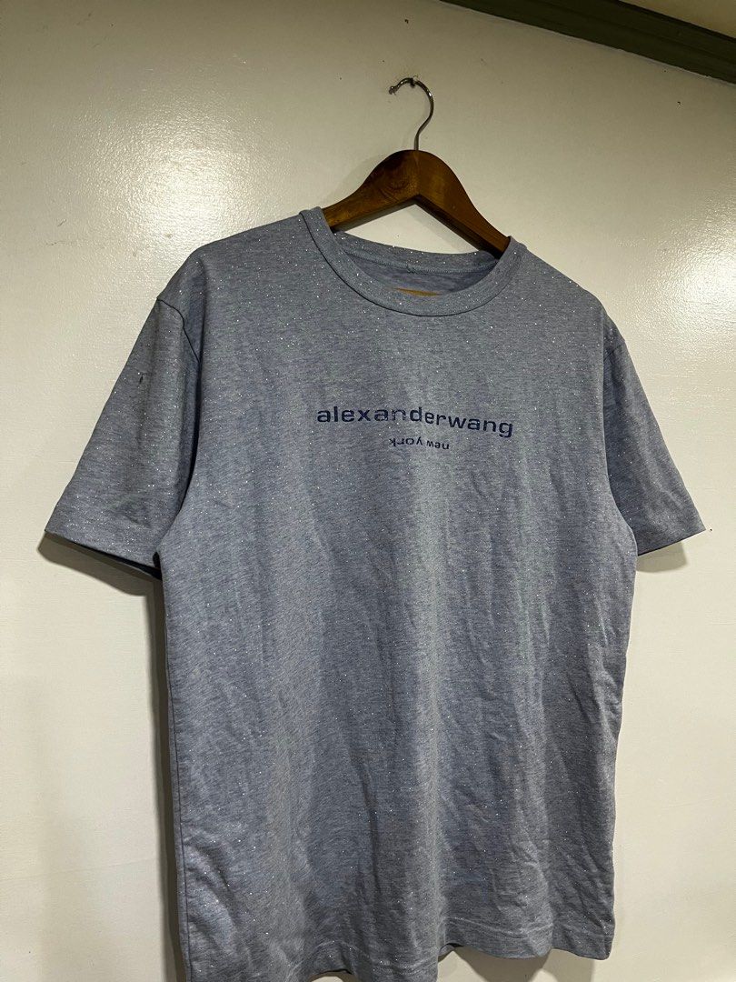 Alexander Wang - Alexander Wang | Short Sleeve Tee w/ Glitters (Category: Tshirts & Polo Shirts ) located in Taguig. Submitted by shhhhselection (Listing ID 1409795661, Image 2). Description: WTS Alexander Wang - Alexander Wang | Short Sleeve Tee w/ Glitters Authentic Medium Width - 22” Length - 28” Excellent Condition No Issue 998 pesos only! 📍Taguig City.