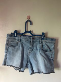 (Category: ) located in . Submitted by klydx (Listing ID 1409691723, Image 1). Description: .
