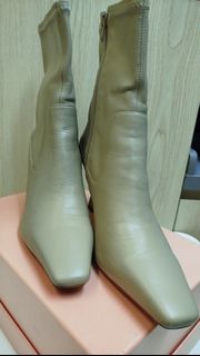 （分類：）位於 。 由 kenanie 提交（商品編號 1409727421，圖片 1）。簡介： 。