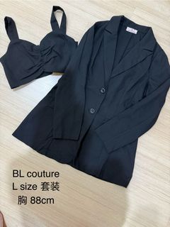 (Category: ) located in . Submitted by dress_it (Listing ID 1409694336, Image 1). Description: .