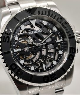 (Category: ) located in . Submitted by WATCH_FANATIC (Listing ID 1409712402, Image 1). Description: .