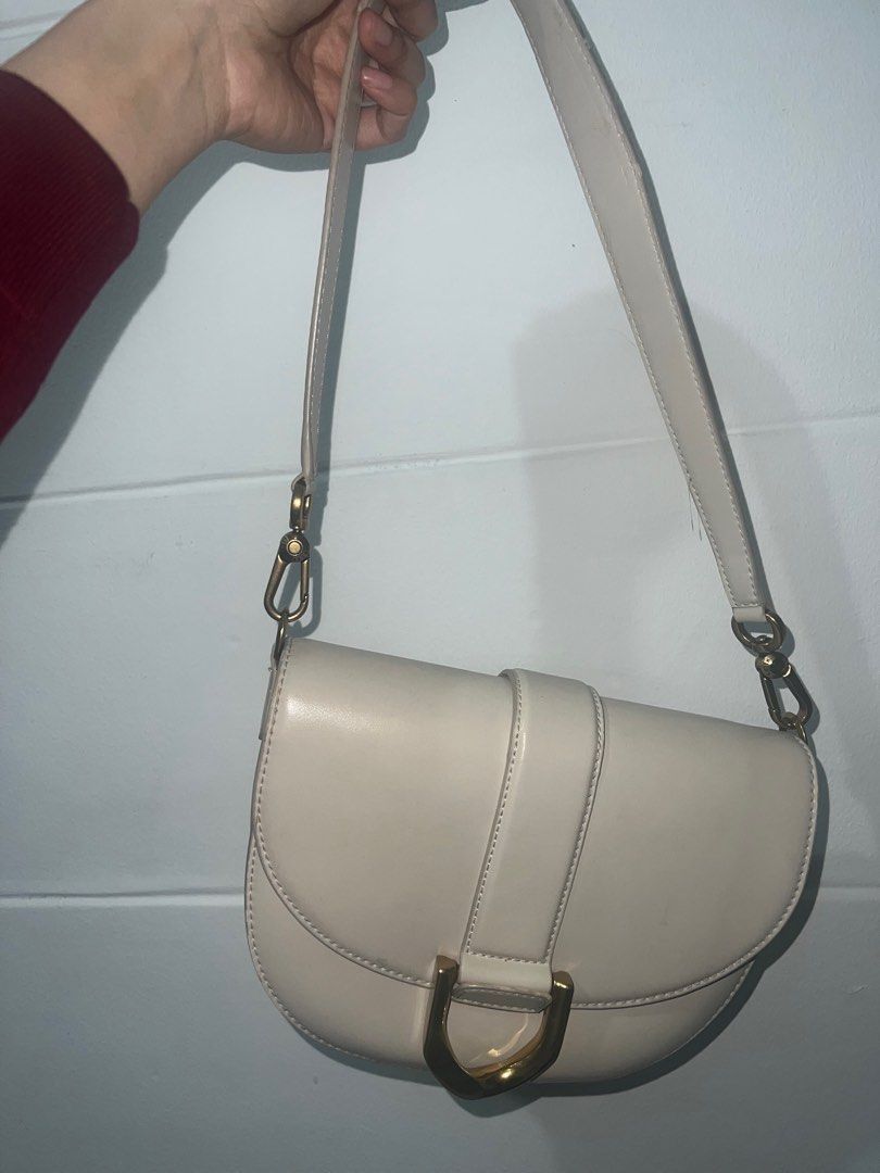 Charles and Keith Bags (All 3) (Category: Shoulder Bags) located in Manila. Submitted by coleee24 (Listing ID 1409767486, Image 2). Description: .