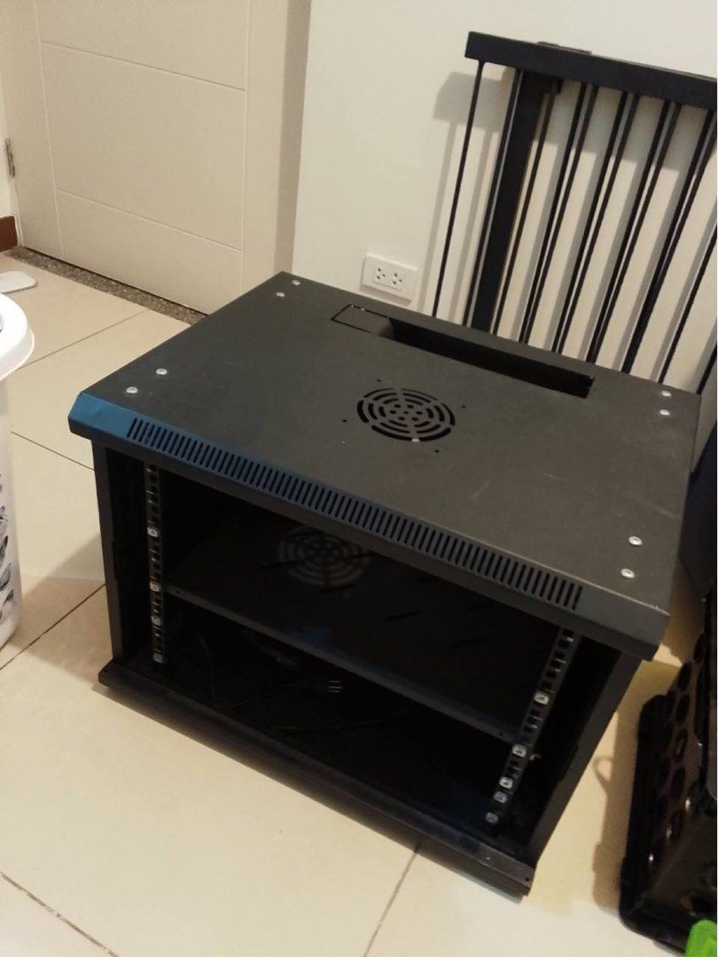 Declutter Sale‼️ (Category: Other Kitchenware & Tableware) located in Pasig City. Submitted by maricenagarcia25774 (Listing ID 1409797024, Image 2). Description: 📌 IKEA Kullaberg Desk Table 110x70cm (disassembled) Bought for 10K Selling for 5K 👈 functional, well-used Dents and scratches on table top Needs cleaning on sides and underside NO issue with hardware ——— 📌 (2) Adjustable Foot Rest Barely Used Bought for 800 each Selling at 400 each (o
