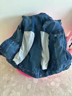 (Category: ) located in . Submitted by ssypt (Listing ID 1409645051, Image 1). Description: .