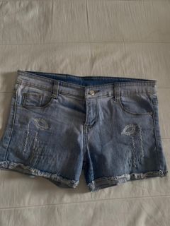(Category: ) located in . Submitted by beemicah (Listing ID 1409651142, Image 1). Description: .
