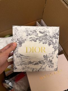 （分類：）位於 。 由 lylaguru 提交（商品編號 1409775409，圖片 1）。簡介： 。