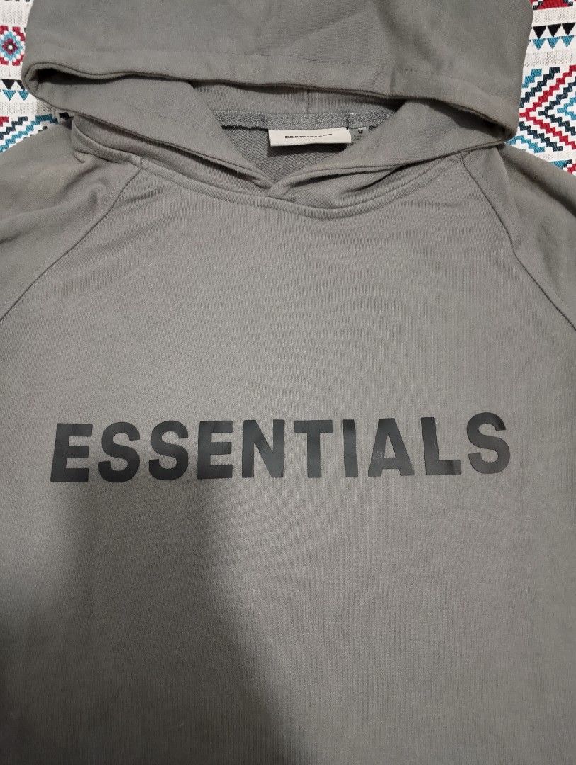 Fear of God Essentials Pullover Hoodie (Category: Coats, Jackets and Outerwear) located in Tacloban City. Submitted by sololooters (Listing ID 1409750186, Image 2). Description: 📩📩📩.