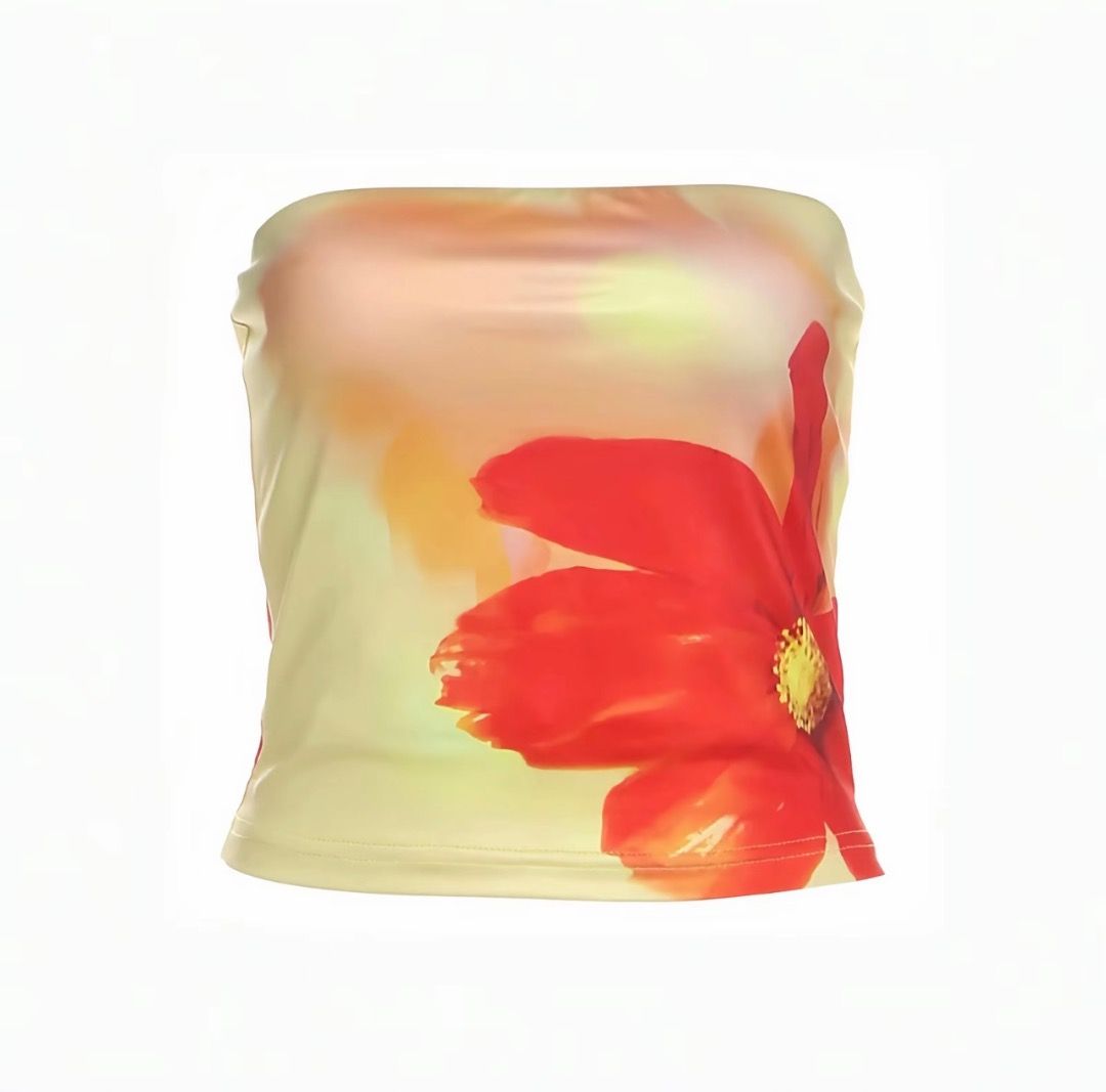 Floral Print Tube Top (Category: Others Tops) located in Makati City. Submitted by ishaintsad (Listing ID 1409732301, Image 2). Description: - used once - small size.