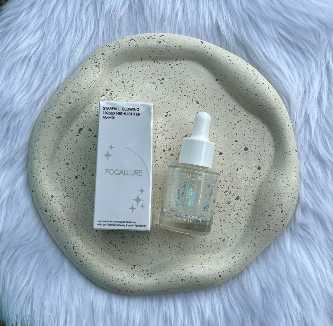 Focallure Starfall Glowing Liquid Highlighter (Category: Makeup) located in Cagayan de Oro. Submitted by YetzShopETC (Listing ID 1409766179, Image 1). Description: Location: Cagayan de Oro City. We ship nationwide .
