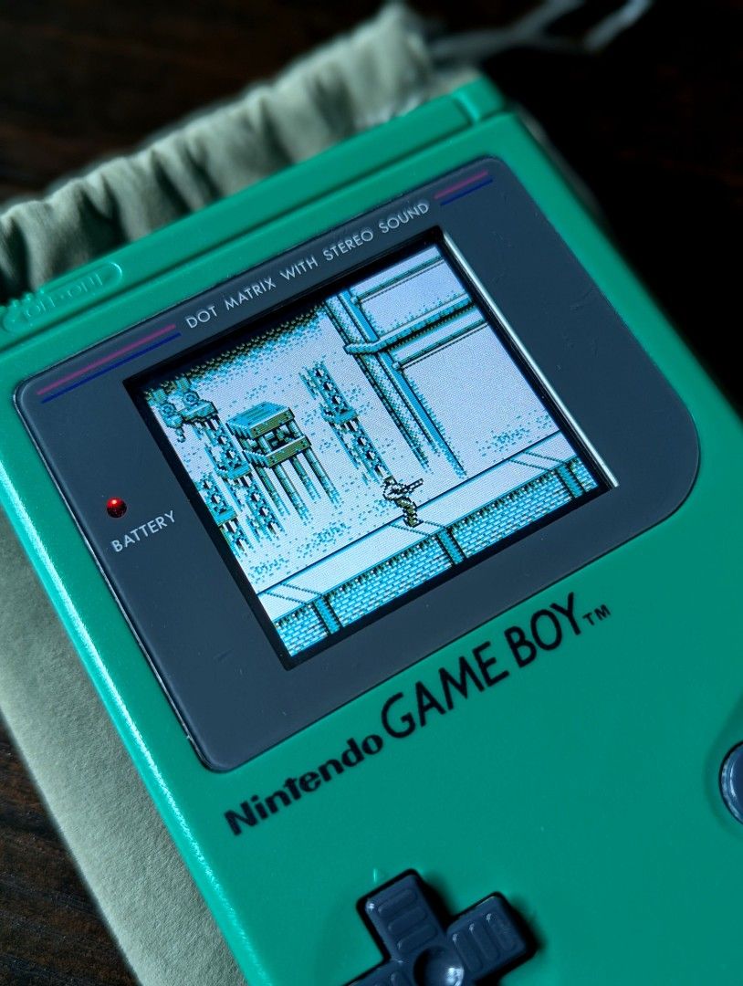 ORIGINAL Nintendo Gameboy DMG Play It Loud (Green) IPS Screen Mod (Category: Nintendo) located in Manila. Submitted by zero330 (Listing ID 1409660805, Image 3). Description: ORIGINAL NINTENDO Gameboy DMG Play it Loud - Green Edition - with Brand New IPS Screen - Original Shell, Screen Lens and Buttons - Fully Serviced and Cleaned - with Free replacement screen lens in case you want to replace the original. IPS SCREEN FEATURES: 1.2.45 inch TFT scr