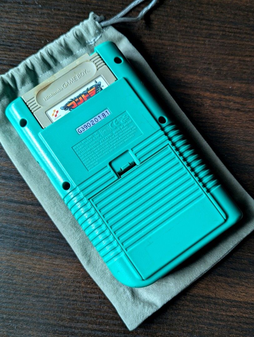 ORIGINAL Nintendo Gameboy DMG Play It Loud (Green) IPS Screen Mod (Category: Nintendo) located in Manila. Submitted by zero330 (Listing ID 1409660805, Image 2). Description: ORIGINAL NINTENDO Gameboy DMG Play it Loud - Green Edition - with Brand New IPS Screen - Original Shell, Screen Lens and Buttons - Fully Serviced and Cleaned - with Free replacement screen lens in case you want to replace the original. IPS SCREEN FEATURES: 1.2.45 inch TFT scr