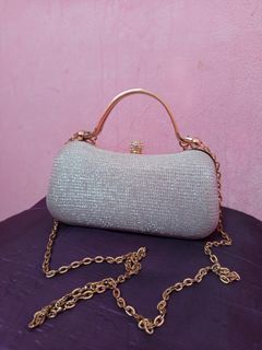 (Category: ) located in . Submitted by aina.s.wardrobe (Listing ID 1409662955, Image 1). Description: .