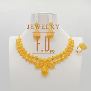 （分類：）位於 。 由 ibsumayya 提交（商品編號 1409772726，圖片 1）。簡介： 。