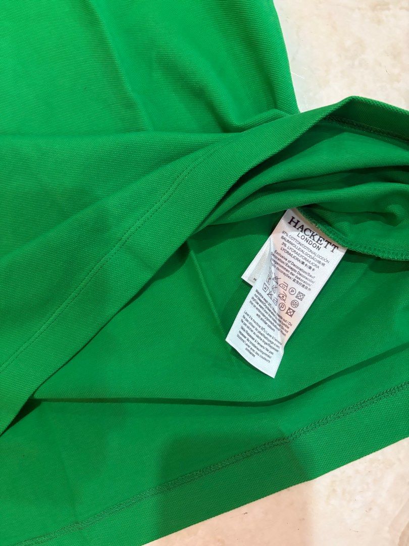 HACKETT (Category: Tshirts & Polo Shirts) located in Puchong. Submitted by VLnick01 (Listing ID 1409636097, Image 3). Description: < HACKETT > Polo T-Shirt - Brand new with tag and plastic bag - Colour Green -Size L ( Pit 21 / Labuh 29) - 100% percent guarantee authentic original *Meet up COD only in Klang Valley area or by postage.