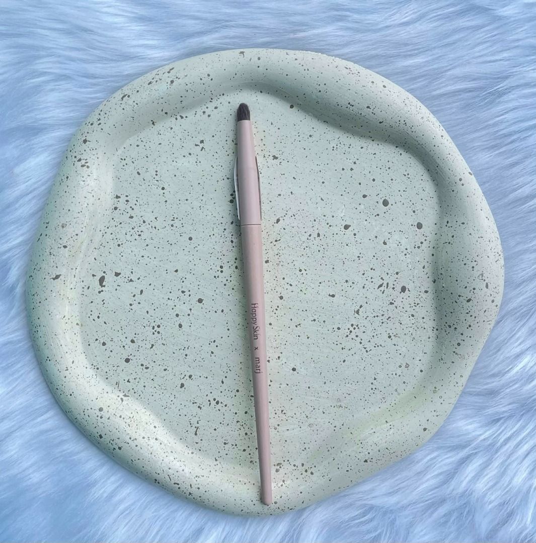 Happy Skin Pencil Brush (Category: Makeup) located in Cagayan de Oro. Submitted by YetzShopETC (Listing ID 1409774929, Image 1). Description: Location: Cagayan de Oro City. We ship nationwide .
