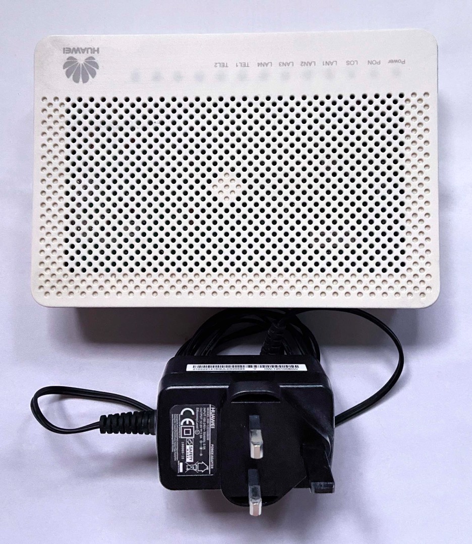 Huawei HG8240H5 GPON Router Modem, Computers & Tech, Parts ...