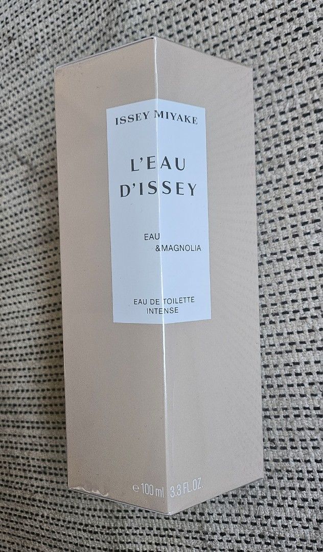 Issey Miyake Eau & Magnolia Intense 100ml (Category: Fragrance & Deodorants) located in San Juan City. Submitted by mjdeclutters (Listing ID 1409696560, Image 2). Description: Issey Miyake L'Eau D'Issey Eau & Magnolia Intense Eau de Toilette. 100ml P7,850 on tag Expiration date is April 2028 sold out on L.azada for PHP6,622 rfs: extra price slightly nego.