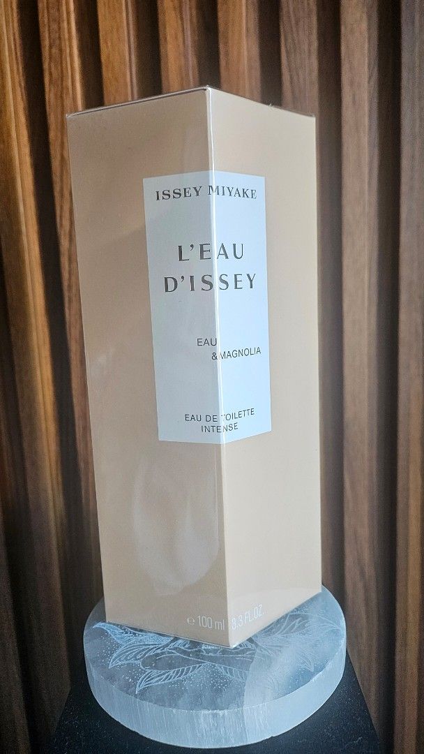 Issey Miyake Eau & Magnolia Intense 100ml (Category: Fragrance & Deodorants) located in San Juan City. Submitted by mjdeclutters (Listing ID 1409696560, Image 1). Description: Issey Miyake L'Eau D'Issey Eau & Magnolia Intense Eau de Toilette. 100ml P7,850 on tag Expiration date is April 2028 sold out on L.azada for PHP6,622 rfs: extra price slightly nego.