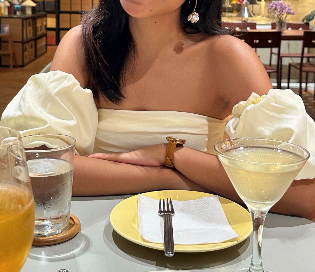 Off-Shoulder Puff Sleeve Top (Category: Dresses) located in Makati City. Submitted by irodri (Listing ID 1409777771, Image 1). Description: - Rfs: Decluttering - cream color .