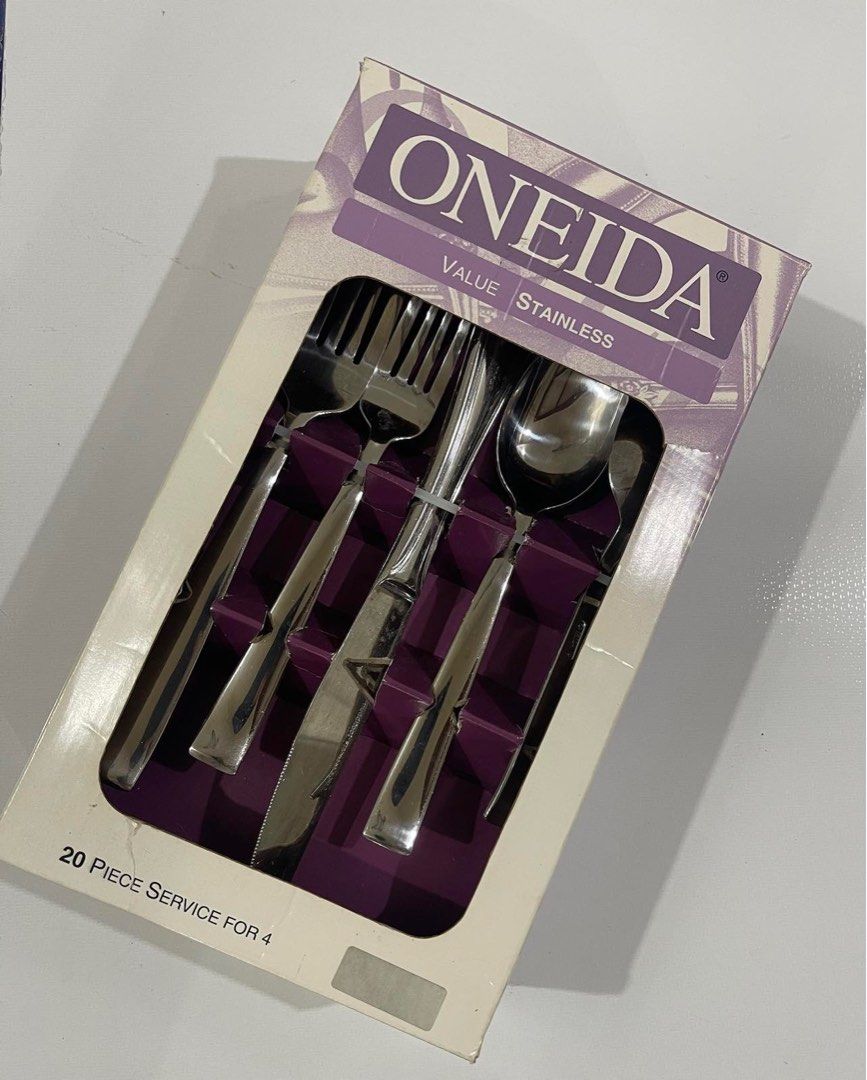 Oneida spoon and fork 20pcs (Category: Other Kitchenware & Tableware) located in Quezon City. Submitted by andrea11171999 (Listing ID 1409193911, Image 1). Description: .